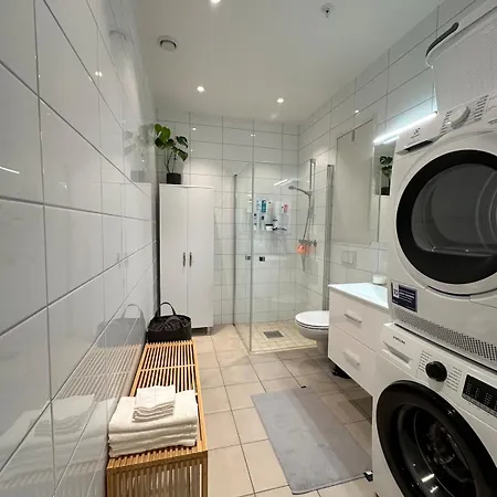 Apartment Charming 2-bedroom In Near The Light Rail *