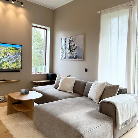 Charming 2-bedroom In Near The Light Rail شقة برغن
